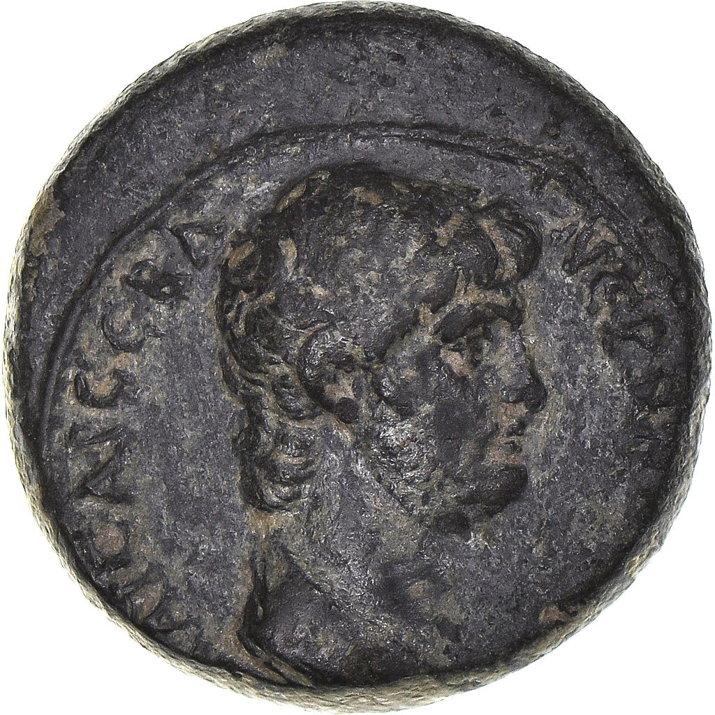 Mince, 
  
  Lydie, 
  
  Nero