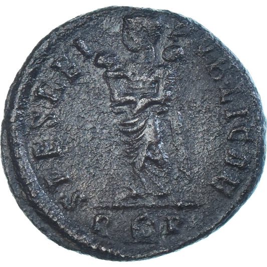Mince, 
  
  Fausta, 
  
  Follis